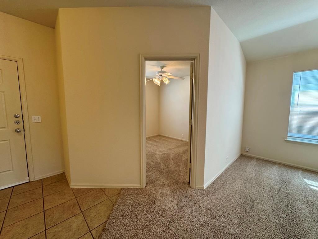 172 Spruce DR, Kyle, TX 78640