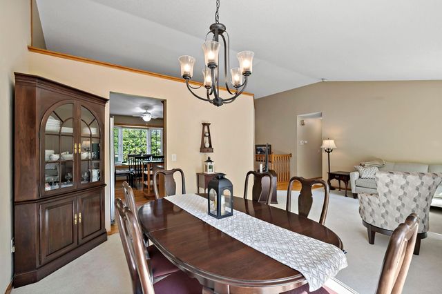 9800 Evergreen Avenue N, Brooklyn Park, MN 55443