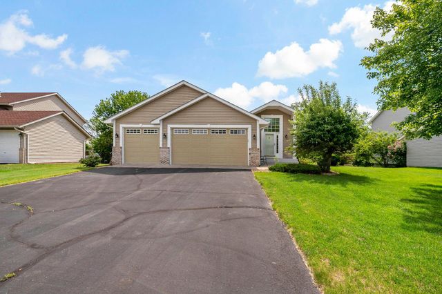 9800 Evergreen Avenue N, Brooklyn Park, MN 55443