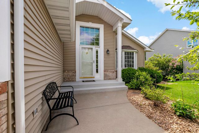 9800 Evergreen Avenue N, Brooklyn Park, MN 55443