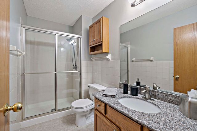 9800 Evergreen Avenue N, Brooklyn Park, MN 55443