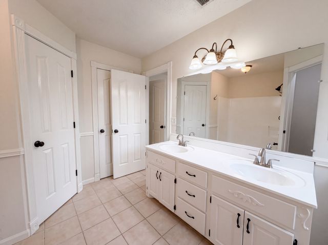 7502 Lone Eagle Dr, Murfreesboro, TN 37128