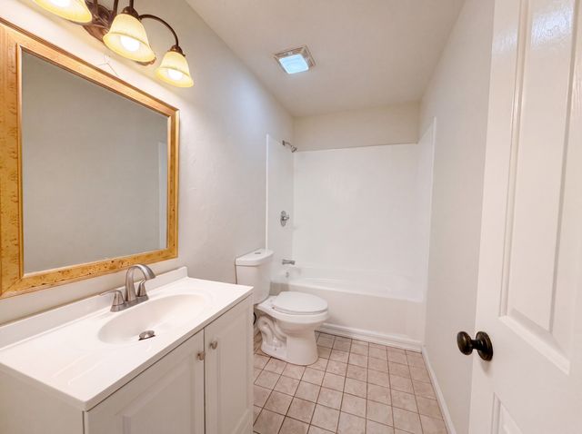 7502 Lone Eagle Dr, Murfreesboro, TN 37128