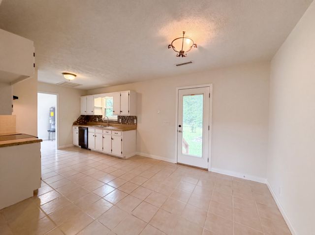 7502 Lone Eagle Dr, Murfreesboro, TN 37128