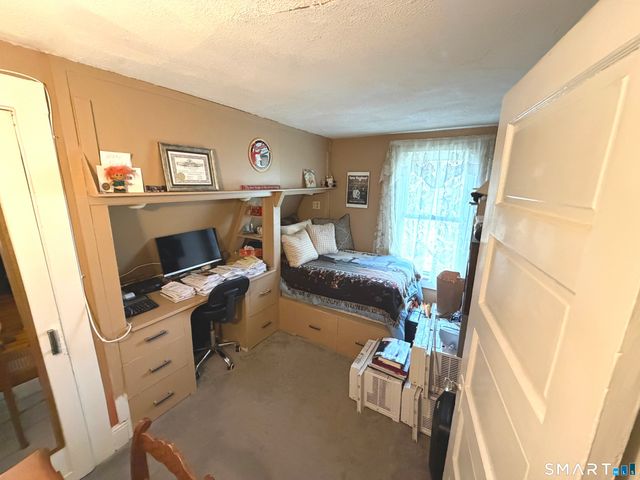 33 Chestnut Grove Road, Watertown, CT 06795