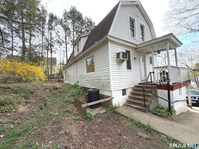 33 Chestnut Grove Road, Watertown, CT 06795