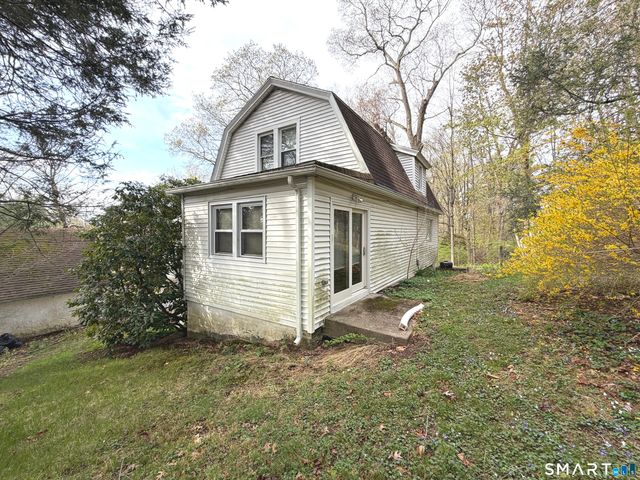 33 Chestnut Grove Road, Watertown, CT 06795