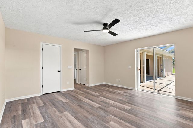 165 SW Hawthorne Circle, Port St. Lucie, Port St Lucie, FL 34953