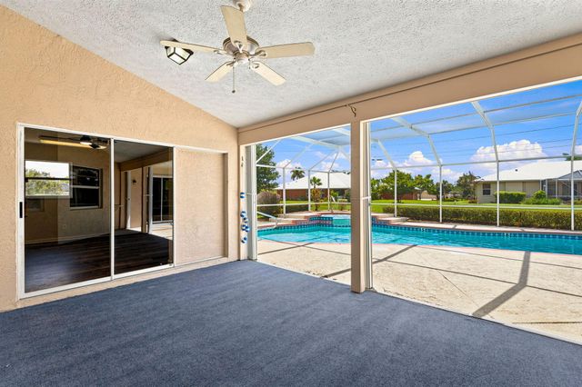 165 SW Hawthorne Circle, Port St. Lucie, Port St Lucie, FL 34953