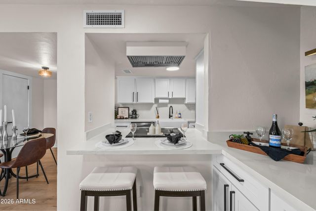 7901 E KEIM Drive, Scottsdale, AZ 85250