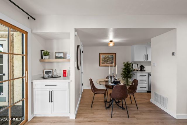 7901 E KEIM Drive, Scottsdale, AZ 85250