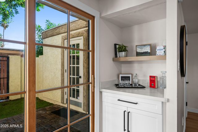7901 E KEIM Drive, Scottsdale, AZ 85250