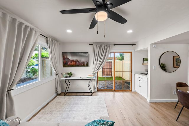 7901 E KEIM Drive, Scottsdale, AZ 85250