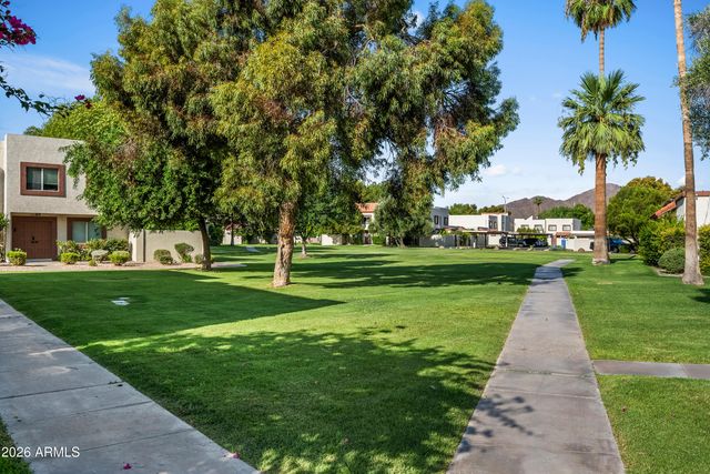 7901 E KEIM Drive, Scottsdale, AZ 85250
