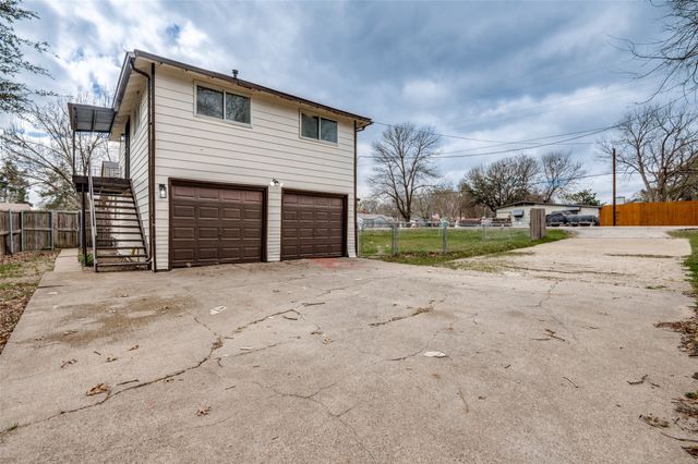 421 W 8th Street, Lancaster, TX 75146