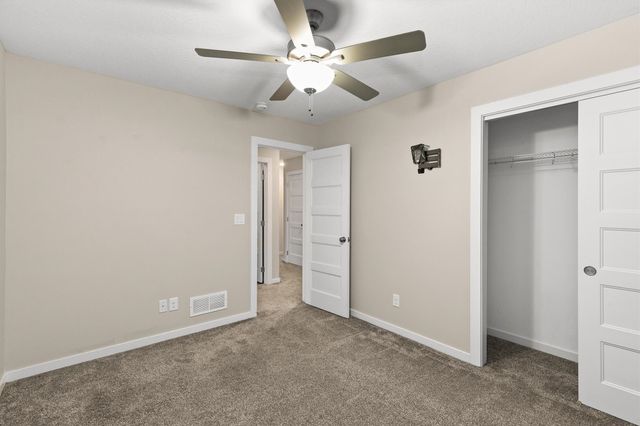 2505 Park Ridge Drive, Granger, IA 50109