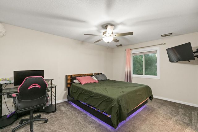 2505 Park Ridge Drive, Granger, IA 50109
