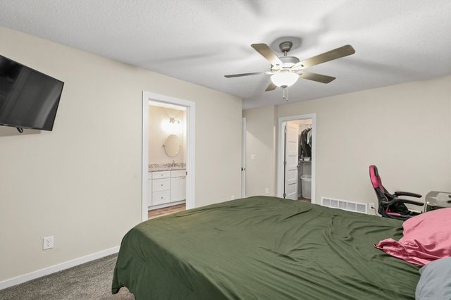 2505 Park Ridge Drive, Granger, IA 50109