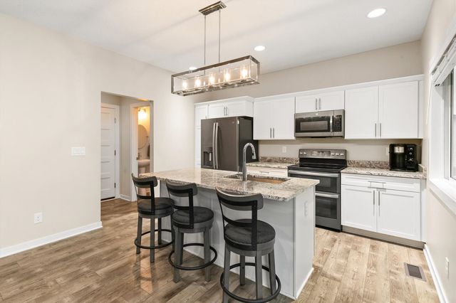 2505 Park Ridge Drive, Granger, IA 50109