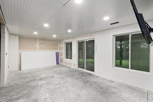 2505 Park Ridge Drive, Granger, IA 50109
