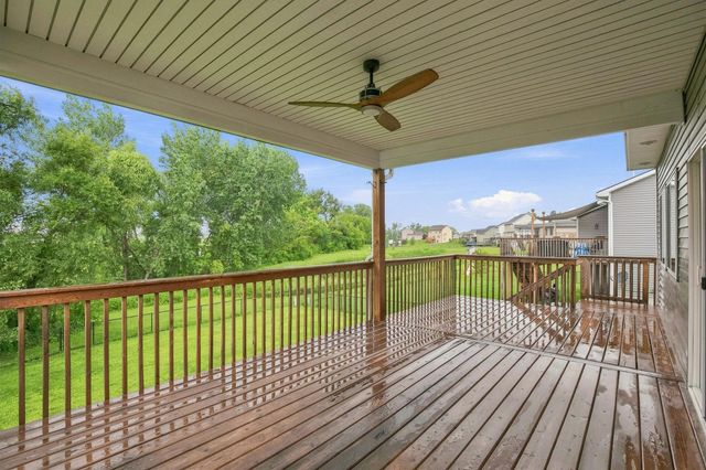 2505 Park Ridge Drive, Granger, IA 50109
