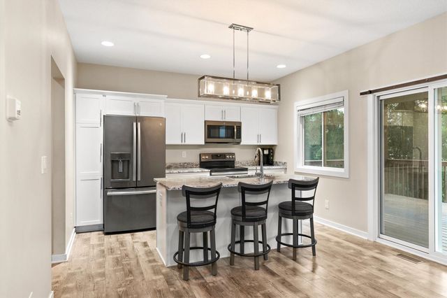 2505 Park Ridge Drive, Granger, IA 50109