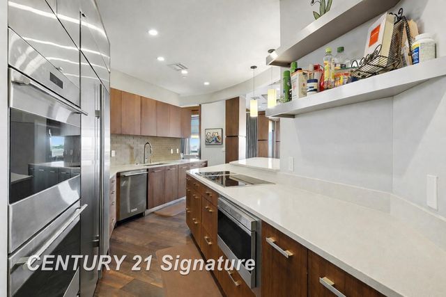 1111 N Water Street 403, Bay City, MI 48708