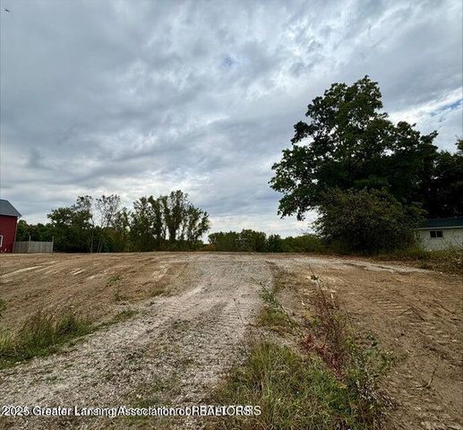 05 Lakeview Ct, Perrinton, MI 48871