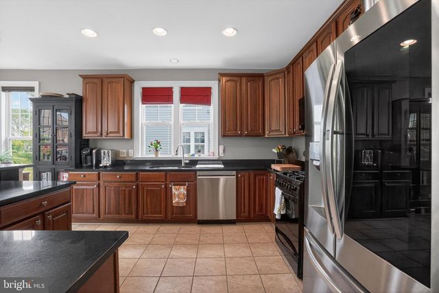42990 MILL RACE TER, Leesburg, VA 20176