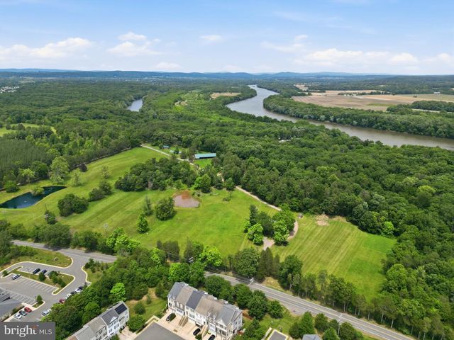 42990 MILL RACE TER, Leesburg, VA 20176