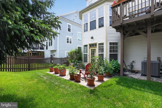 42990 MILL RACE TER, Leesburg, VA 20176