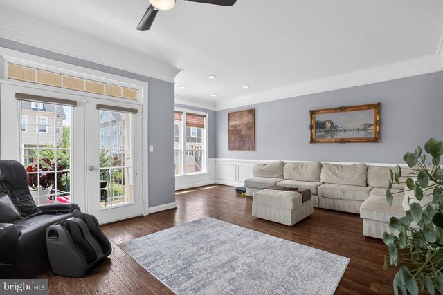 42990 MILL RACE TER, Leesburg, VA 20176