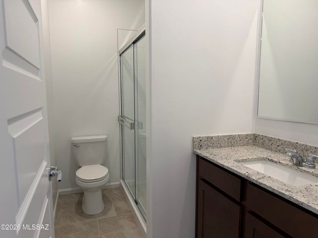 8968 E Moontear Way, Vail, AZ 85641