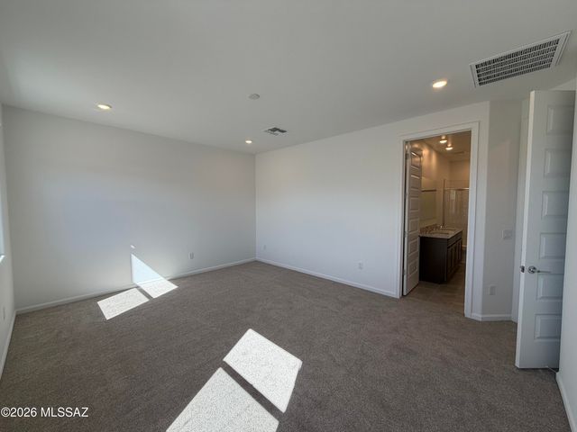 8968 E Moontear Way, Vail, AZ 85641