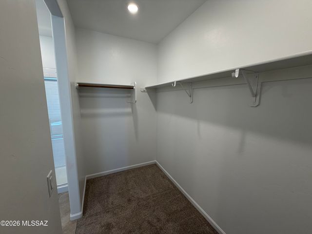 8968 E Moontear Way, Vail, AZ 85641