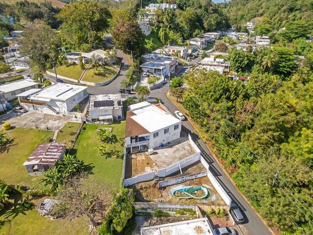 . SR 165 KM 8.5 SECTOR EL WINCHE, Toa Alta, PR 00953