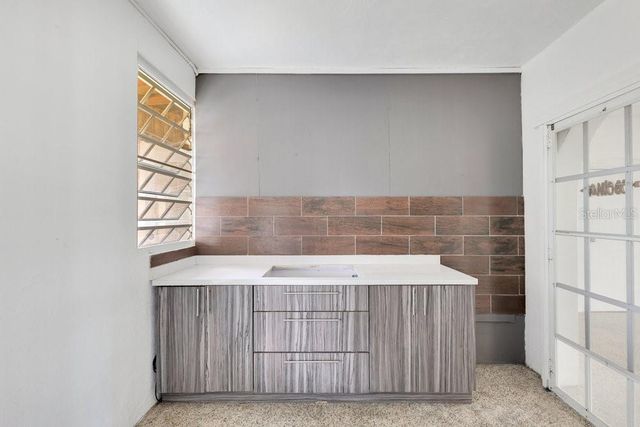 . SR 165 KM 8.5 SECTOR EL WINCHE, Toa Alta, PR 00953