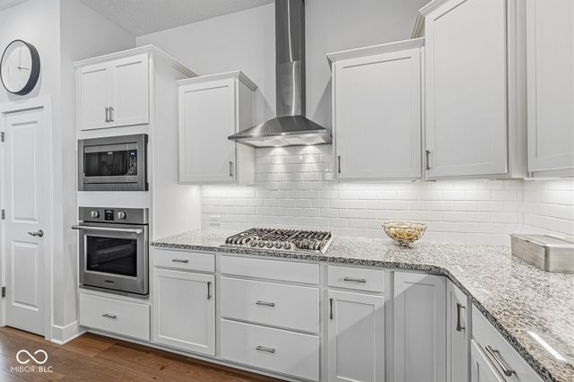 1930 Ponsonby Drive, Westfield, IN 46074