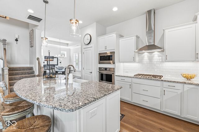 1930 Ponsonby Drive, Westfield, IN 46074