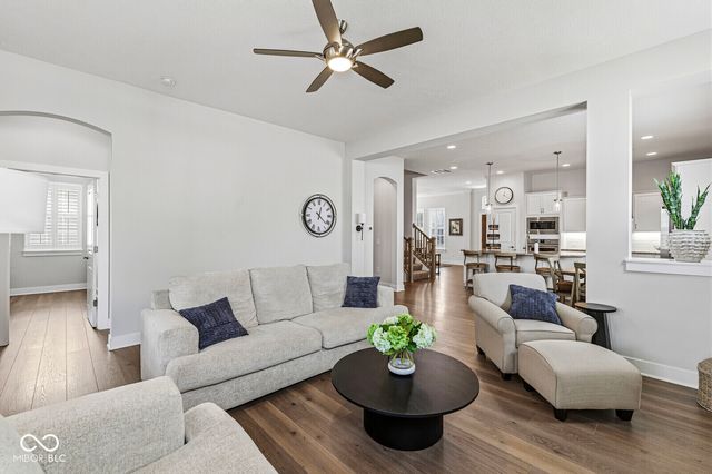 1930 Ponsonby Drive, Westfield, IN 46074
