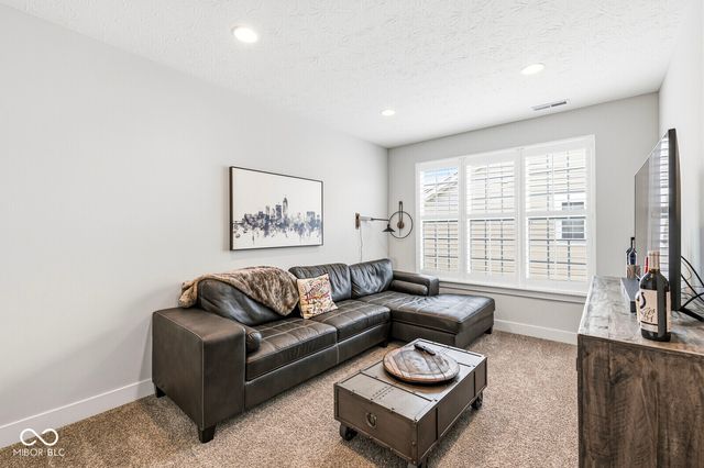 1930 Ponsonby Drive, Westfield, IN 46074