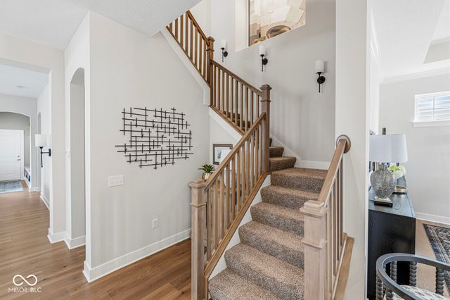 1930 Ponsonby Drive, Westfield, IN 46074