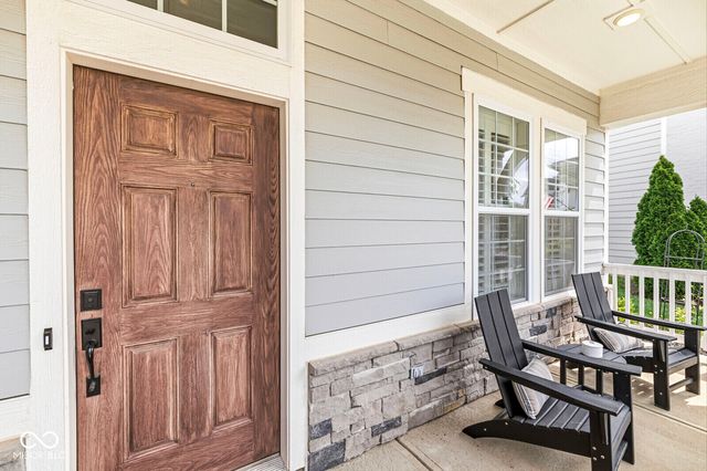 1930 Ponsonby Drive, Westfield, IN 46074