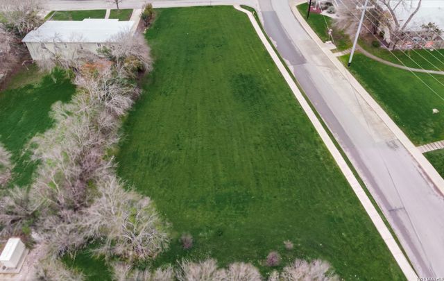 103 BLAKELEY DR, San Antonio, TX 78209