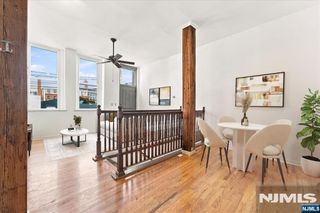 54-60 Mcwhorter 106, Newark, NJ 07105