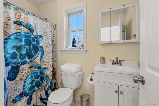 125 Ocean Avenue, Bay Shore, NY 11706