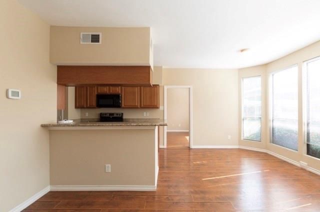 1881 Bering Drive 39, Houston, TX 77057