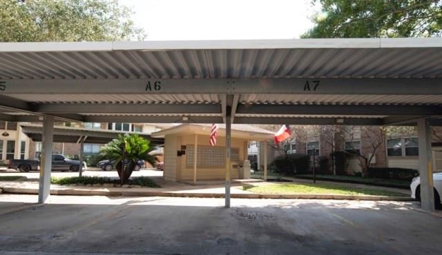 1881 Bering Drive 39, Houston, TX 77057