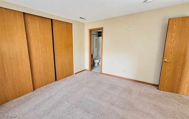 25735 Lorain Road 224, North Olmsted, OH 44070