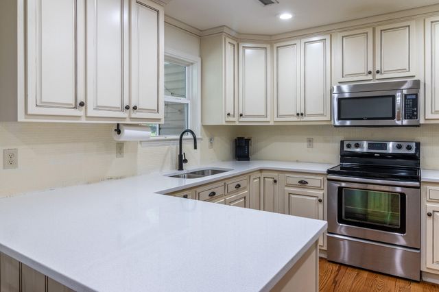 11418 Spring Street, Soddy Daisy, TN 37379